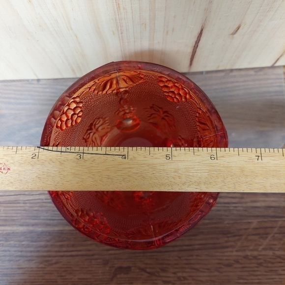 Vintage 70s Blood Orange Jeanette Pressed Glass Harvest Grapes Candy Dish - Picture 8 of 8